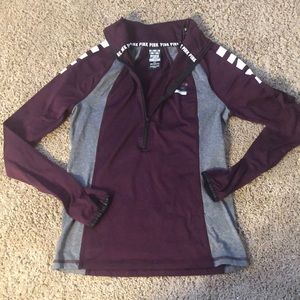 VS PINK 1/2 Zip Maroon Top Sz S